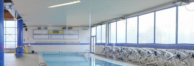 Promuovere la propria attività con la pubblicità nella piscina di Nichelino